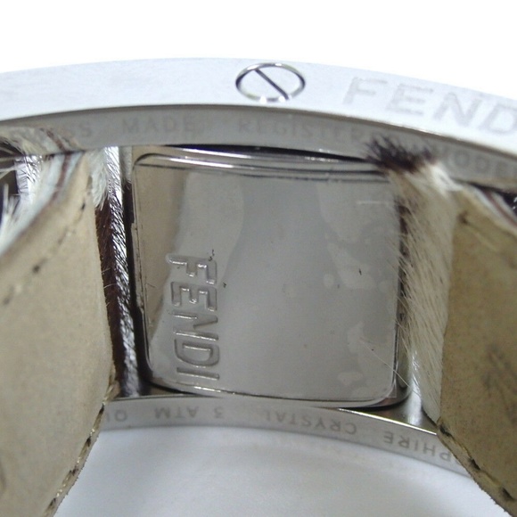 Very rare Fendi Red Ponyhair cow hair Watch Quartz - Picture 7 of 8